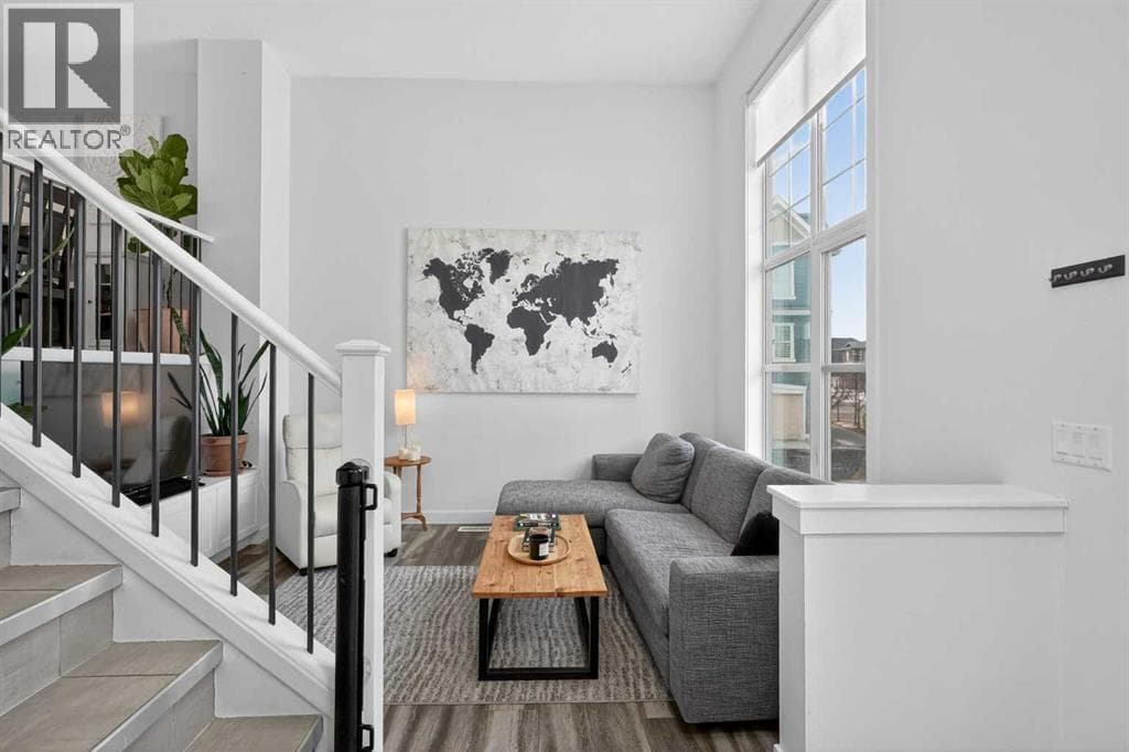 103 Cranbrook Walk SE — photo 5