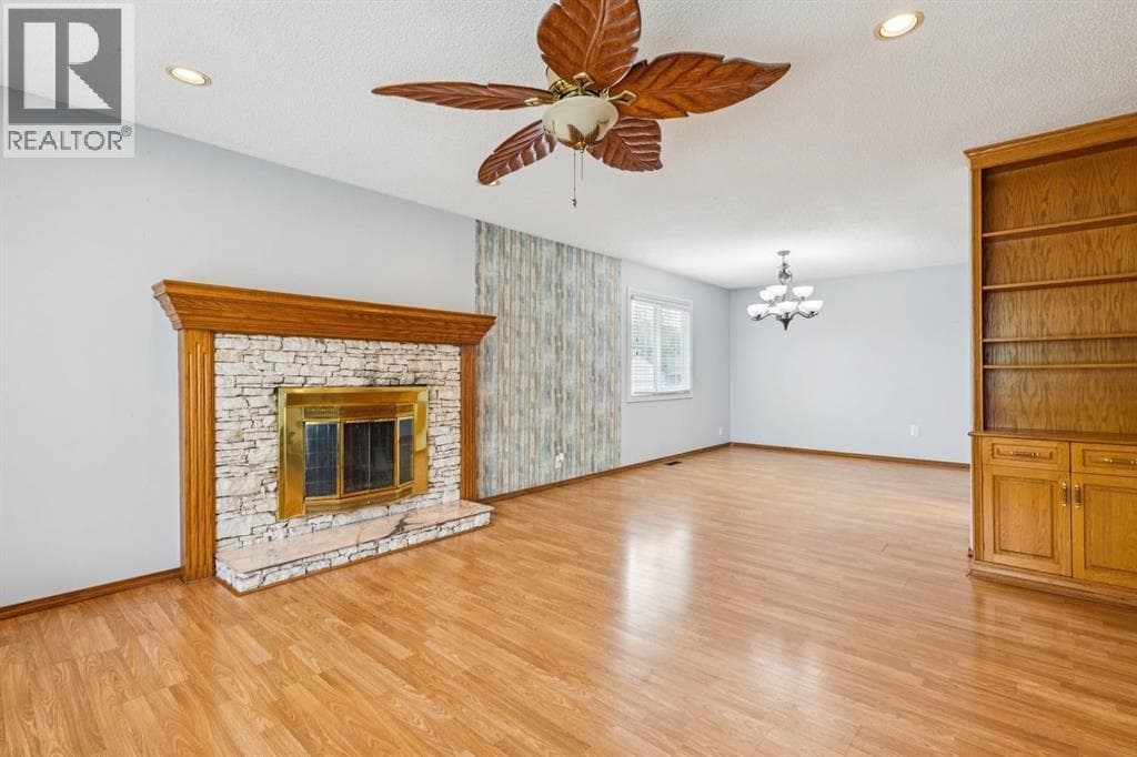 755 Whitemont Drive NE — photo 3