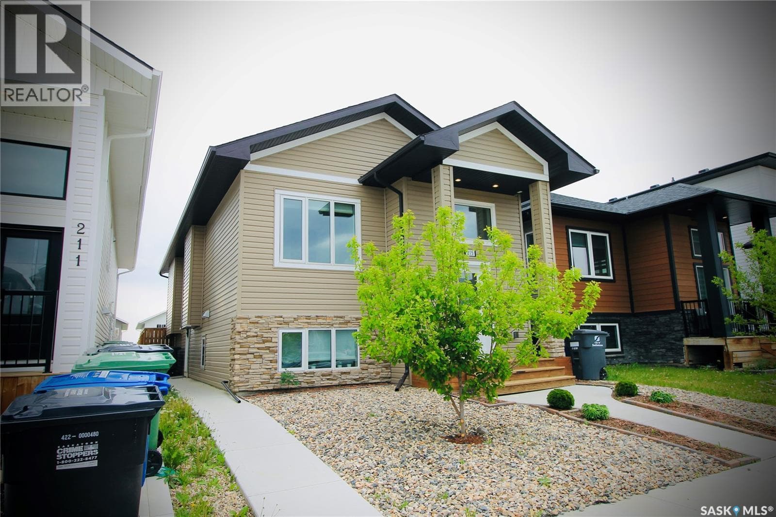 215 Thakur STREET — photo 2