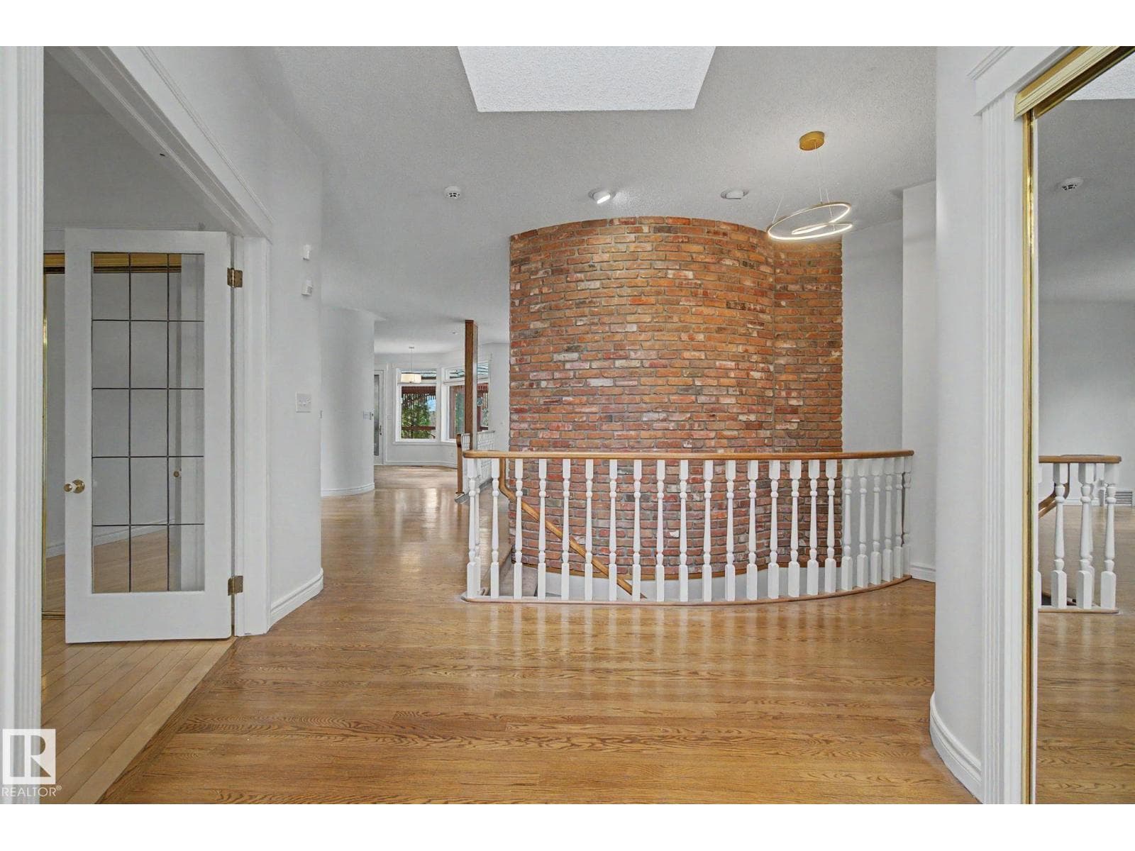 485 REGENCY DR — photo 4