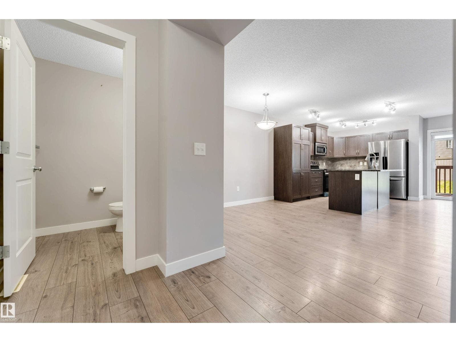 1105 33A ST NW NW — photo 5