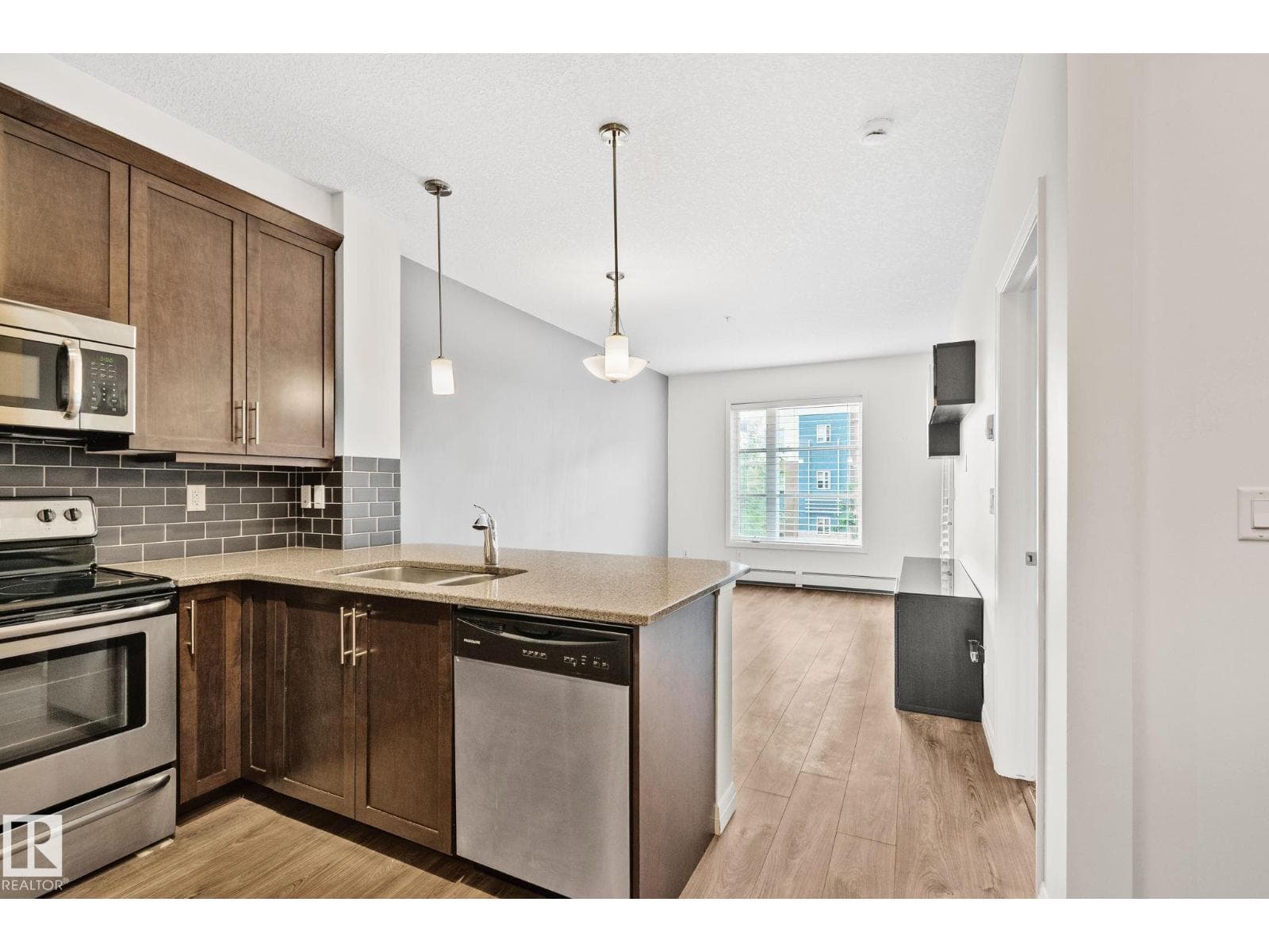 #217 2588 ANDERSON WY SW — photo 3