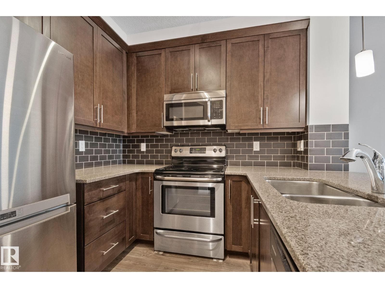 #217 2588 ANDERSON WY SW — photo 5