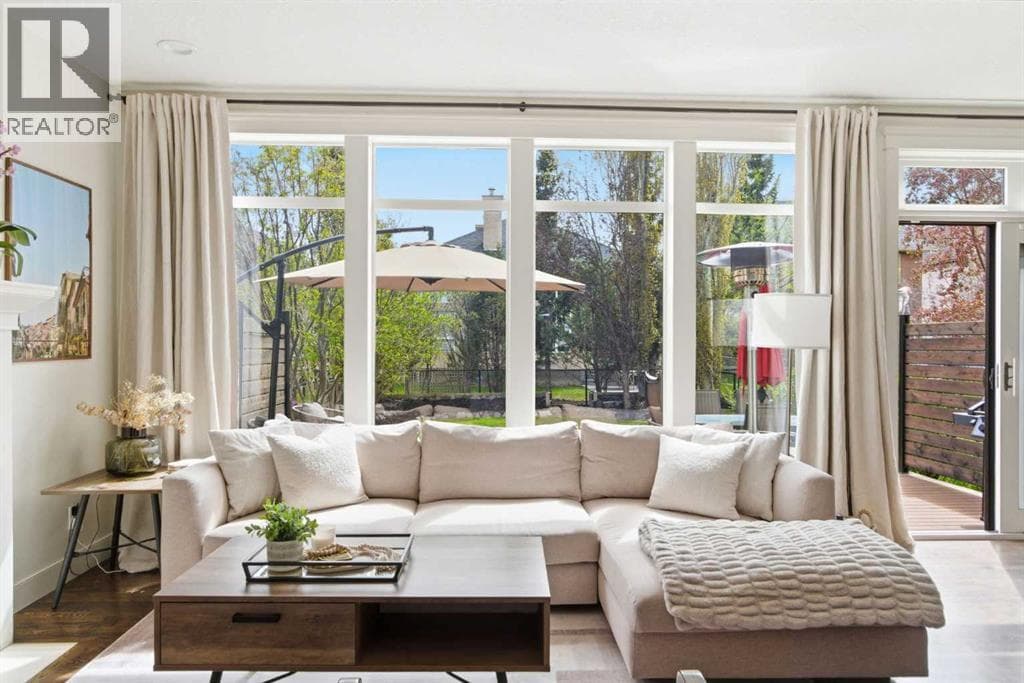 53 Discovery Ridge Gardens SW — photo 2