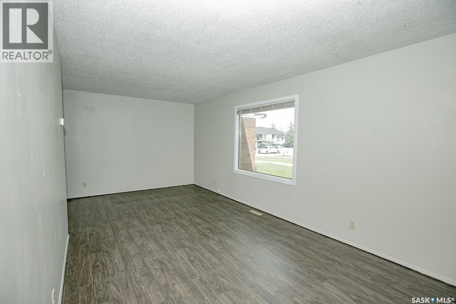 4140 Castle ROAD — photo 2