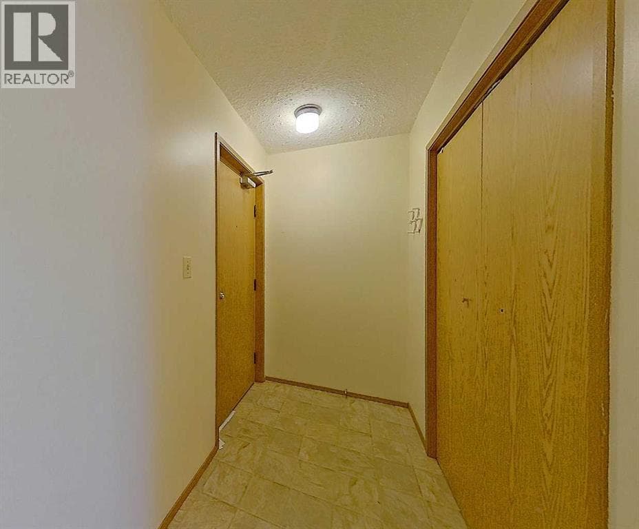 209E, 201 12 Avenue SW — photo 2
