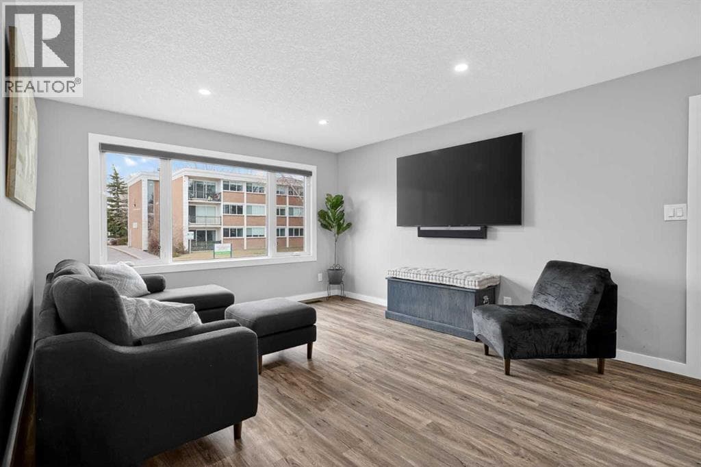 252 Allan Crescent SE — photo 4