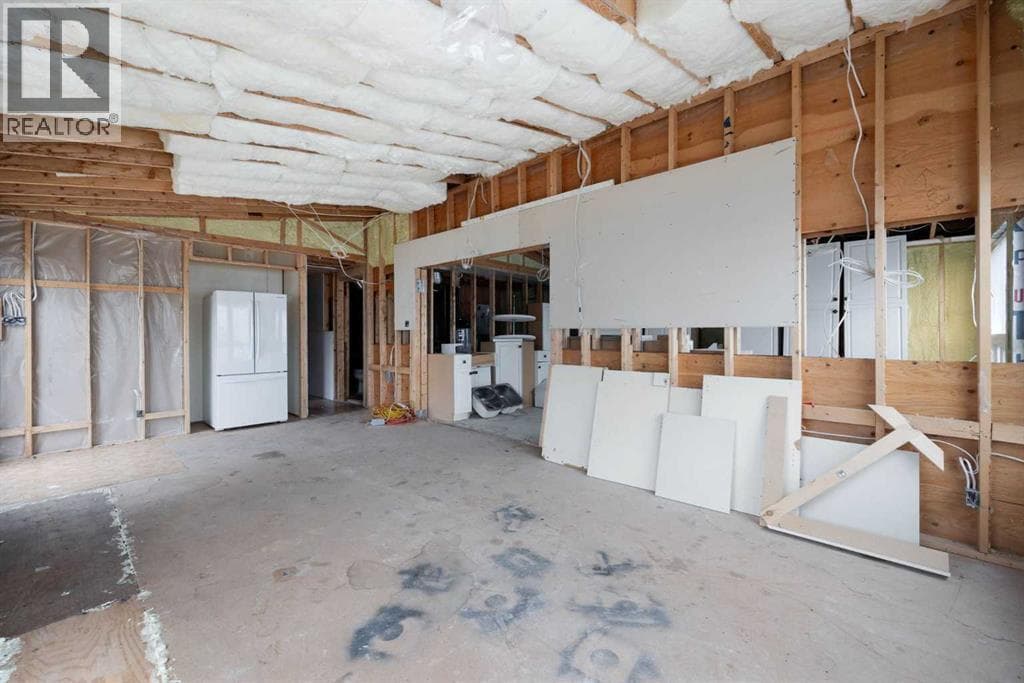 232 Greenwich Lane — photo 5