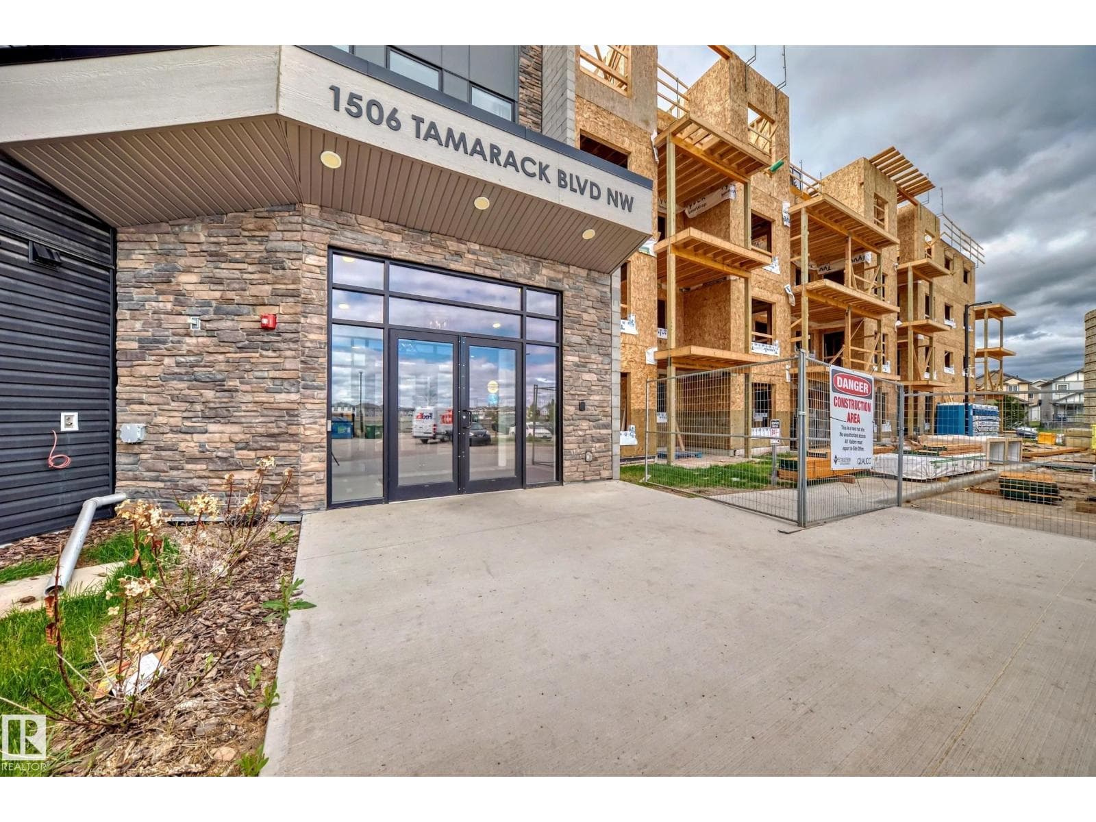 #103 1506 TAMARACK BV NW