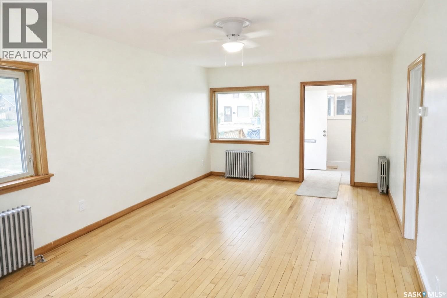 1436 E AVENUE N — photo 3