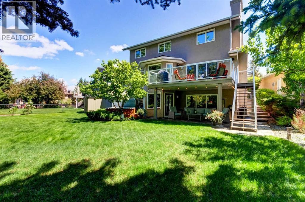 174 Mt Robson Close SE — photo 3