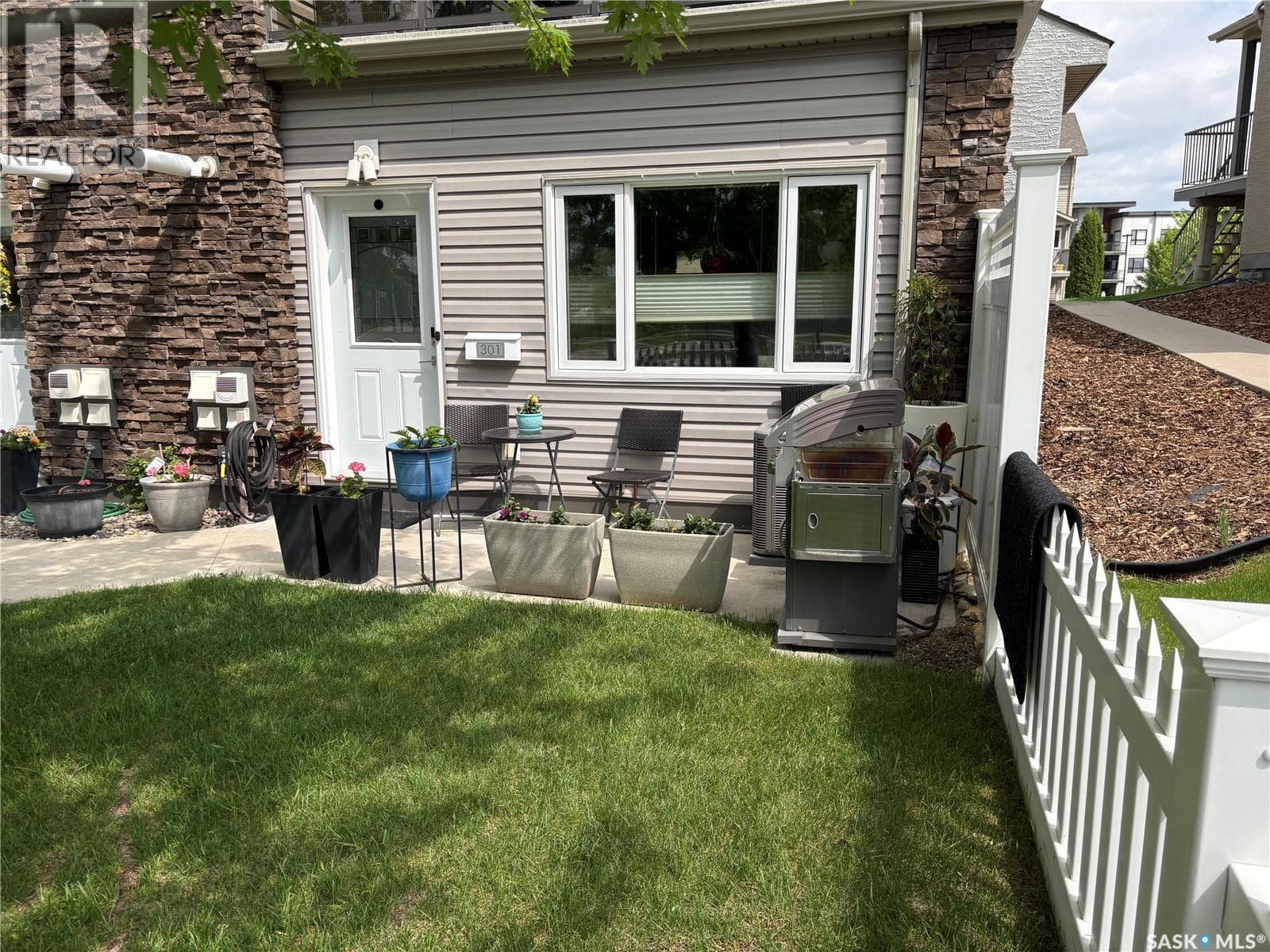 301 115 Dalgleish LINK — photo 2