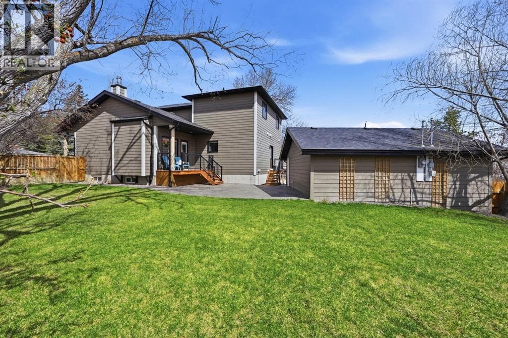 29 Winchester Crescent SW — photo 3