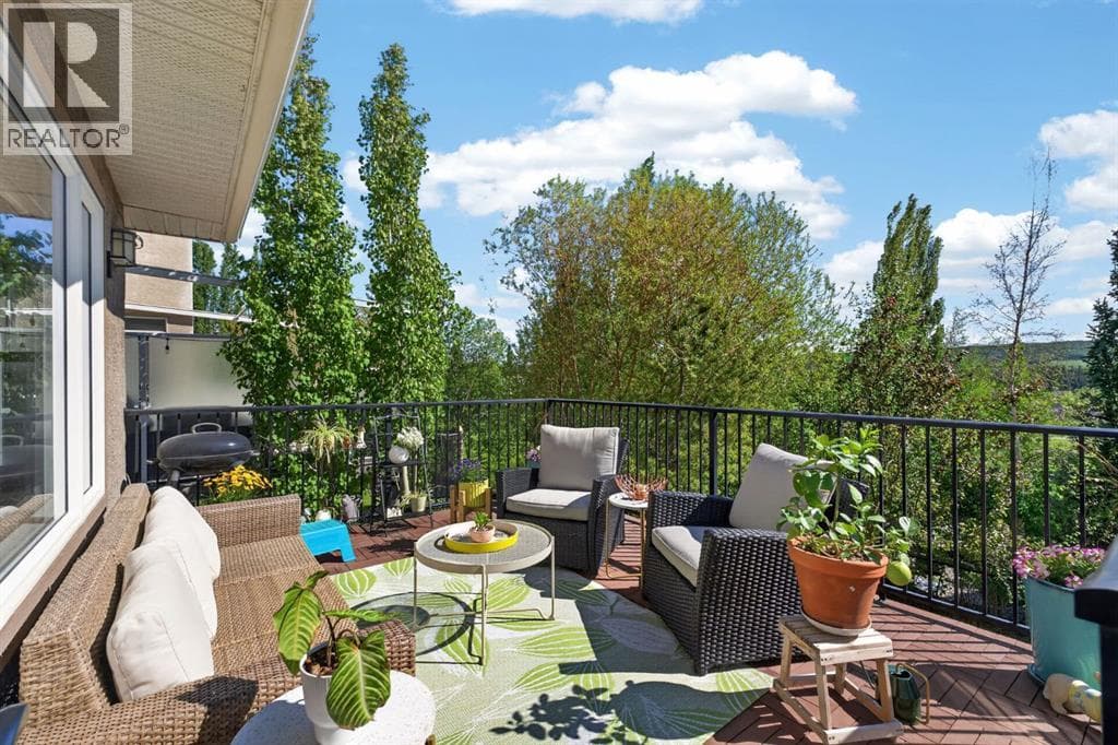 159 Discovery Ridge Way SW — photo 5