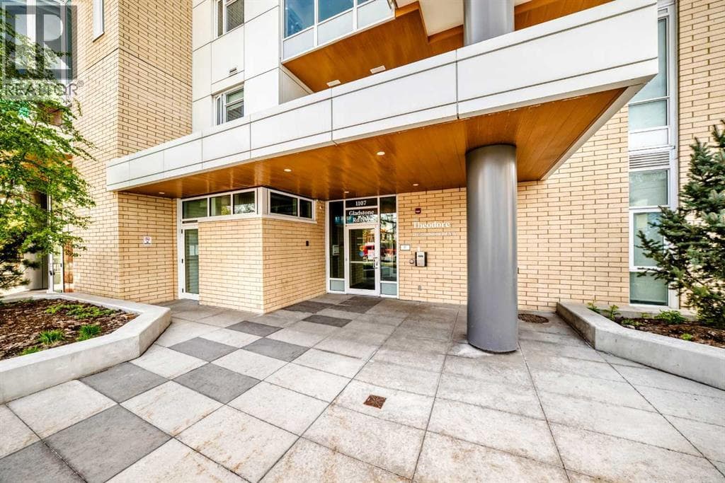 310, 1107 Gladstone Road NW — photo 3