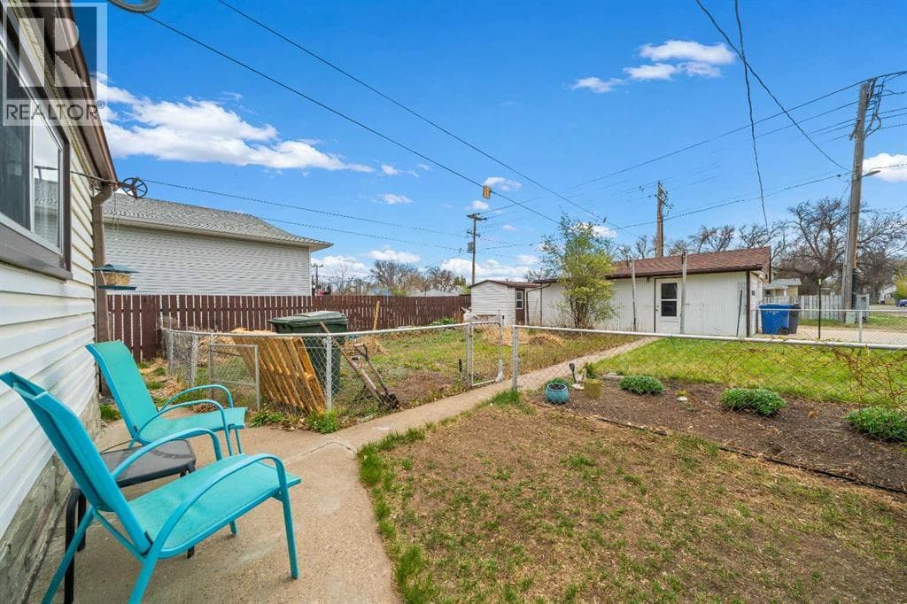 801B 2 Street SE — photo 5