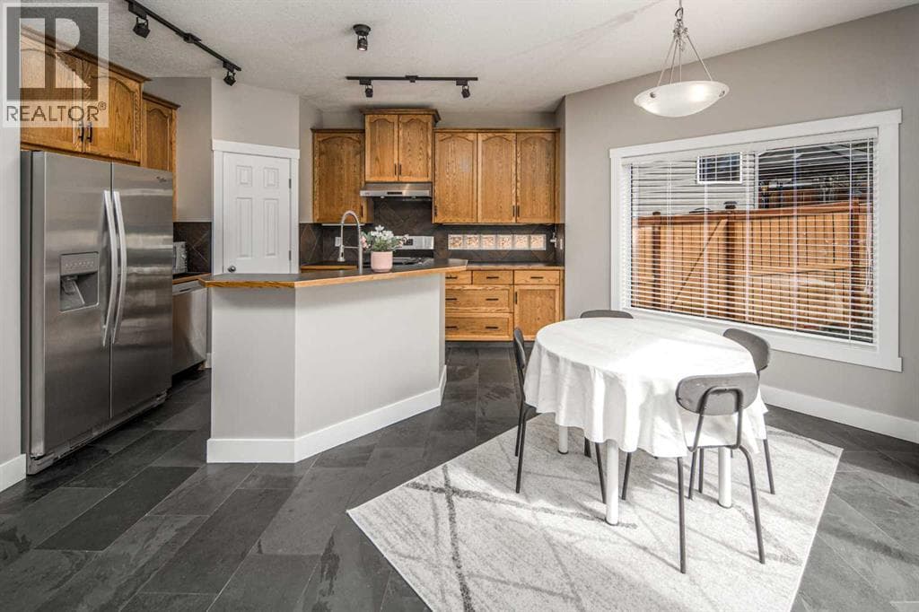 10514 Rockyledge Street NW — photo 3