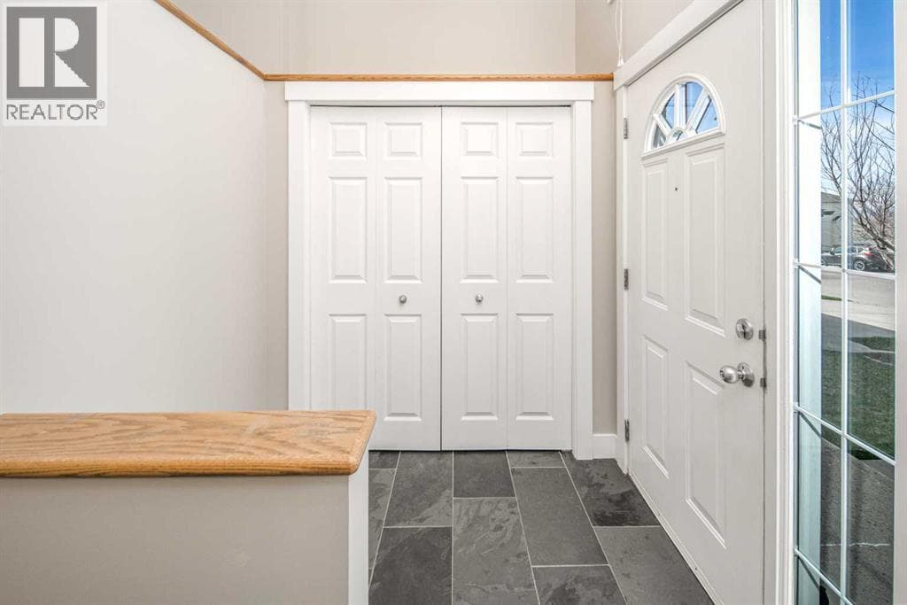 10514 Rockyledge Street NW — photo 2