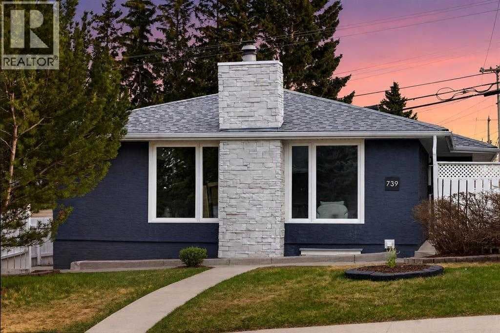 739 Sabrina Road SW