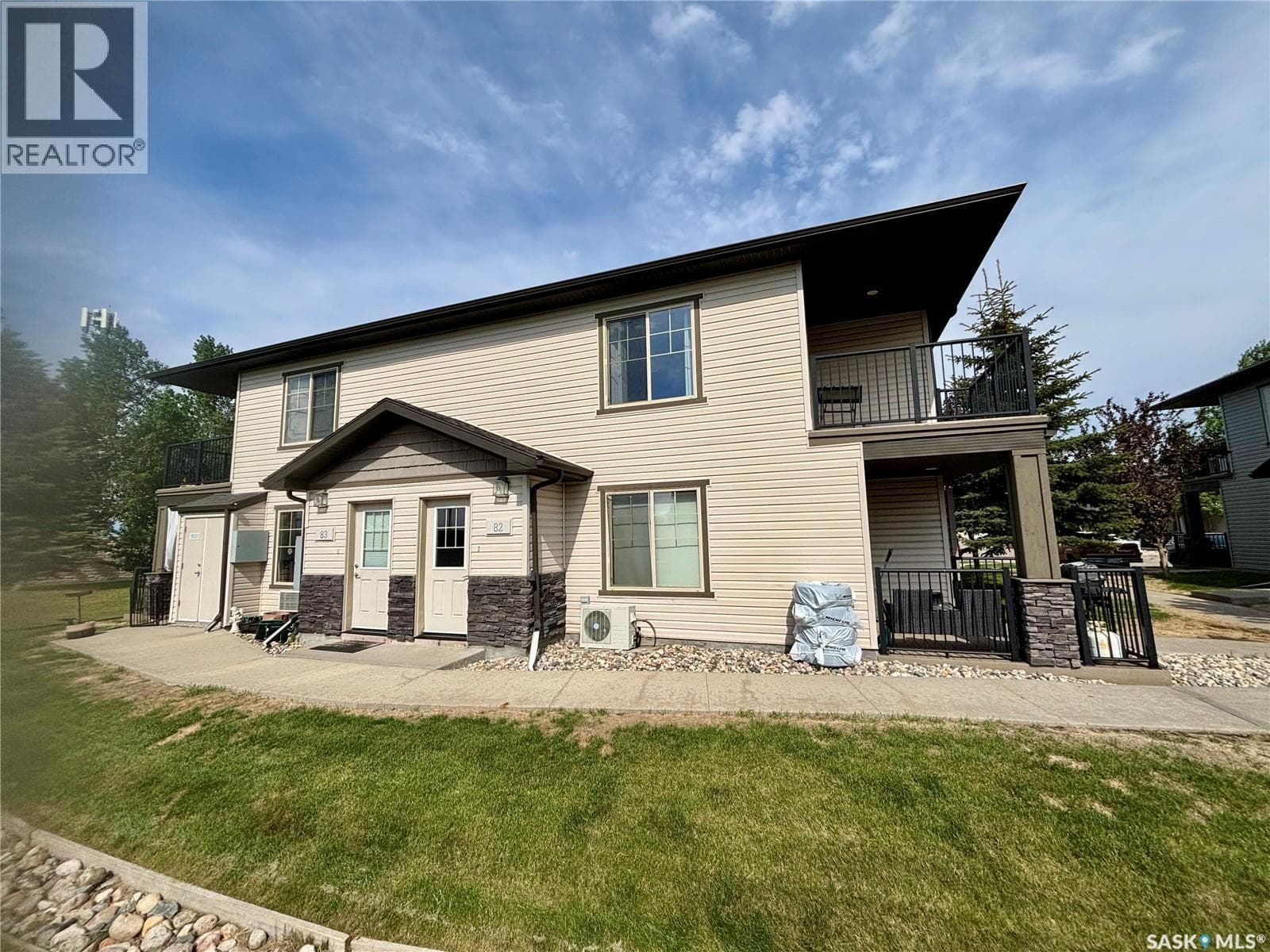 82 5533 Blake CRESCENT