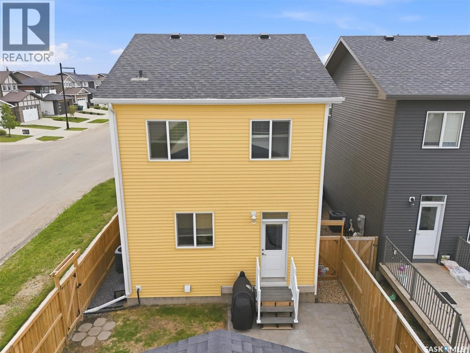 187 Newton WAY — photo 4