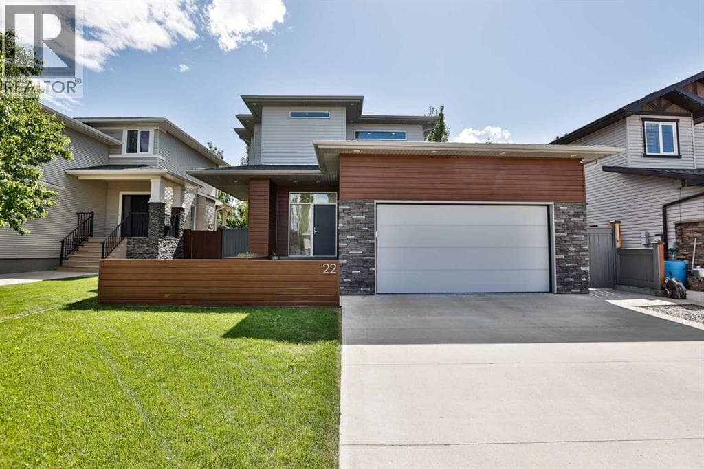 22 Riverland Close W
