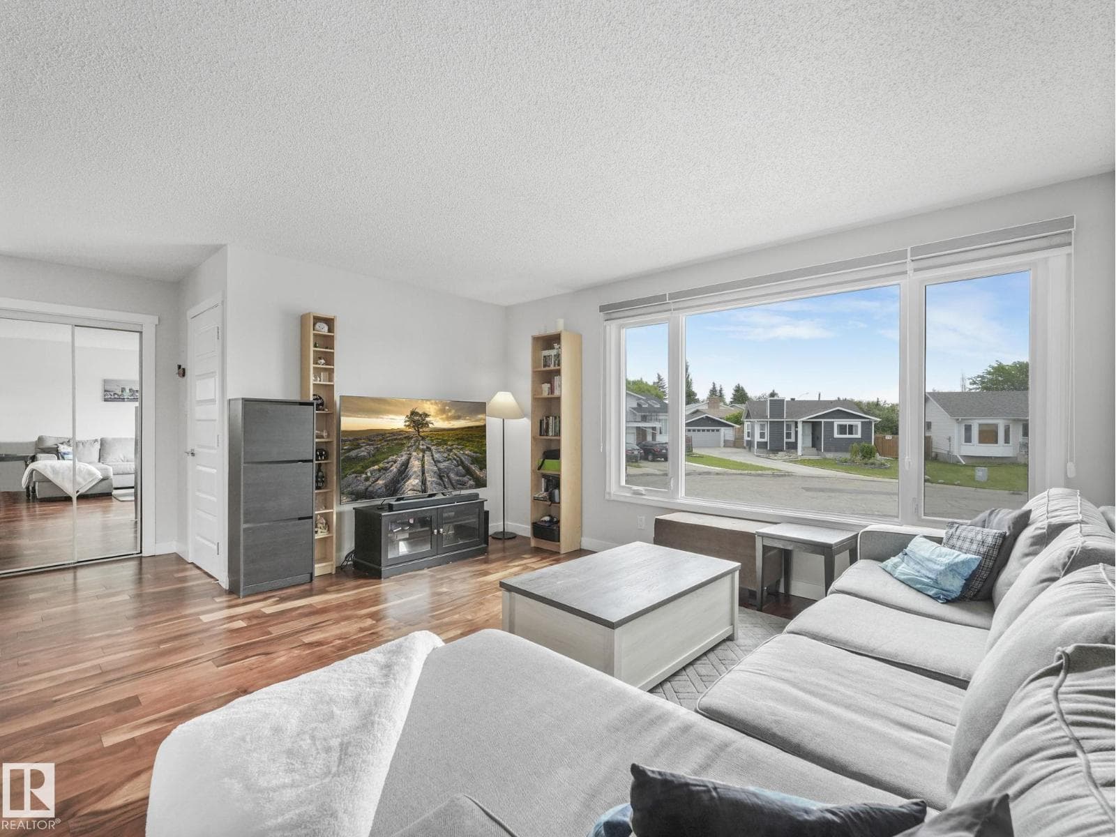 6 bed 3 bath single family at 180 DUNLUCE RD NW — $499,900 — photo 11