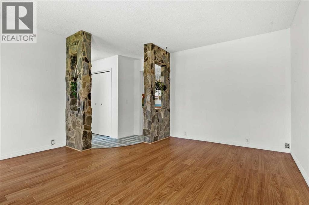 96 Jensen Crescent NE — photo 4