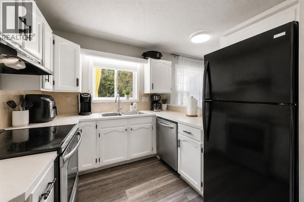 107 Mission Road SW — photo 2
