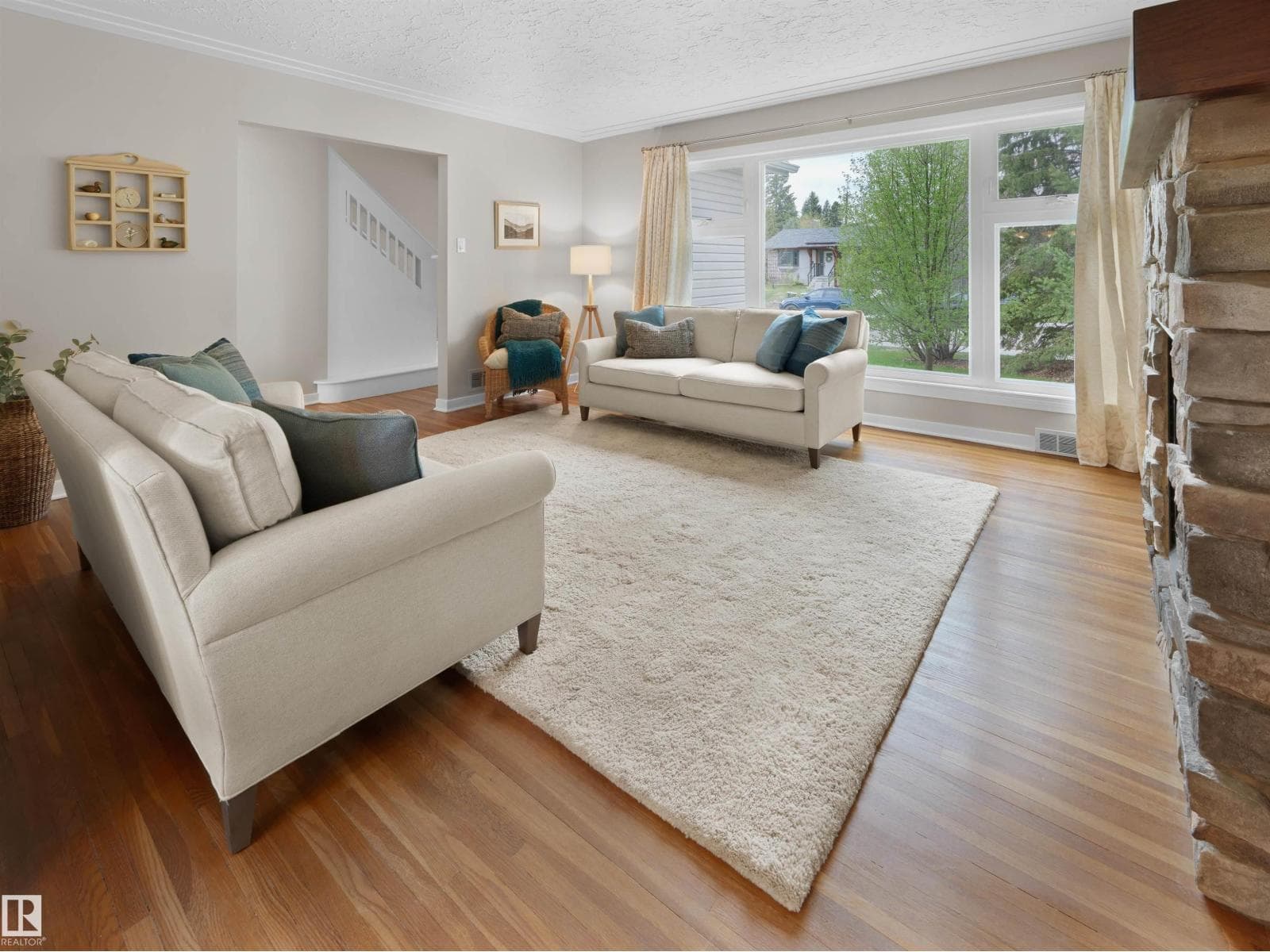11635 72 AV NW — photo 5