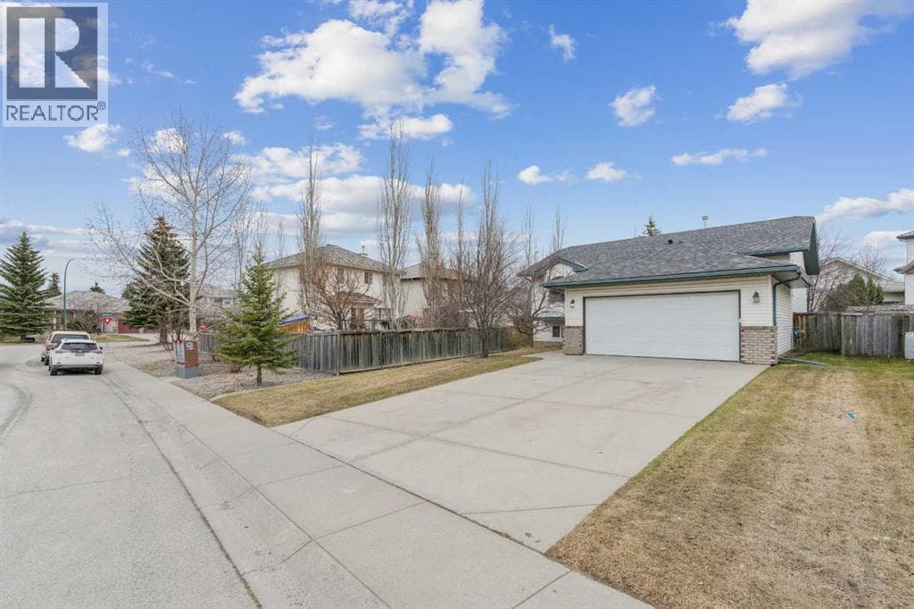 10 Bow Ridge Lane — photo 2