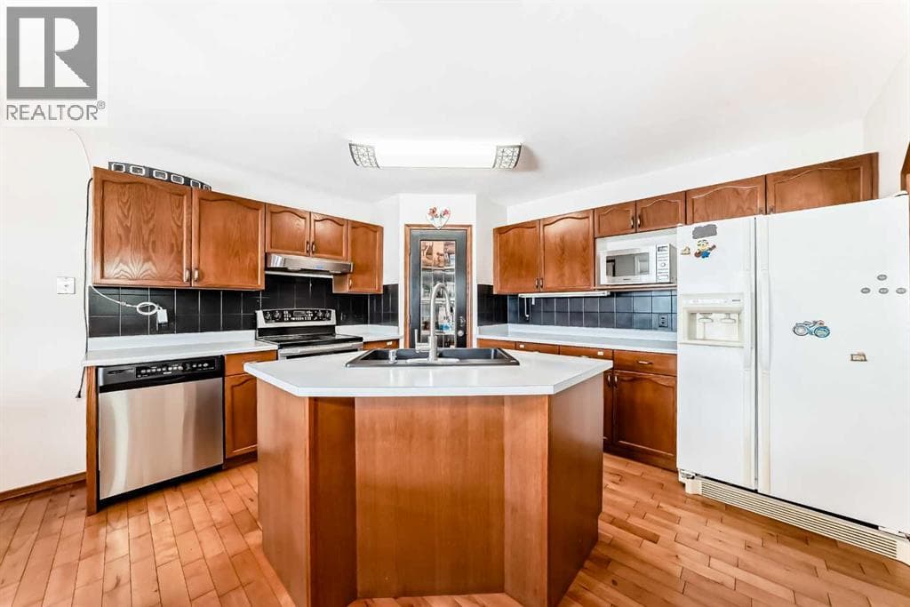 49 Applewood Court SE — photo 2