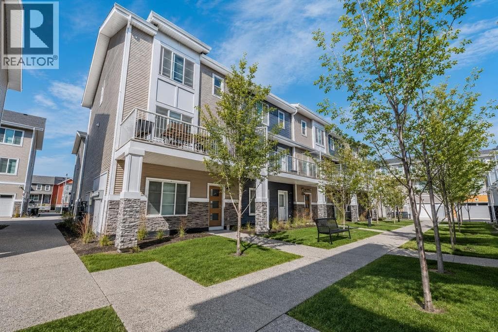 310, 669 Savanna Boulevard NE — photo 3