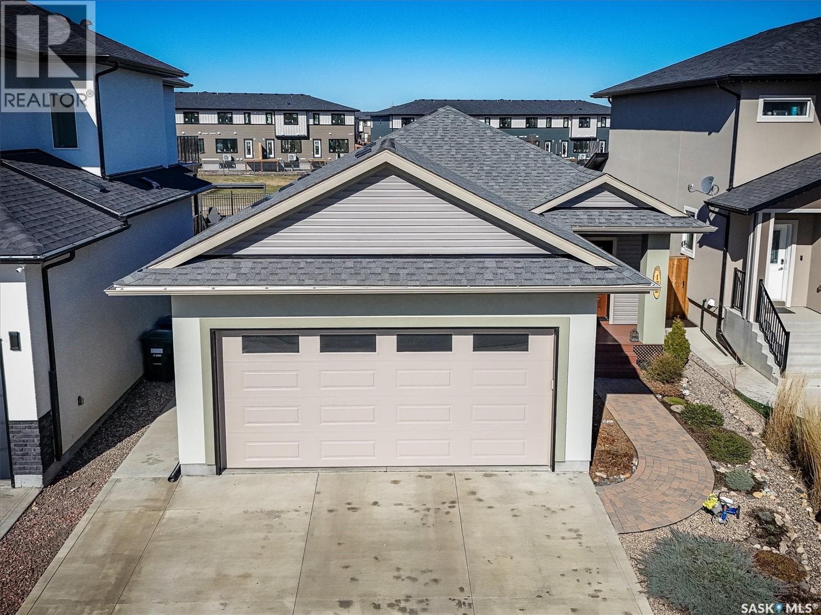 132 Forsey AVENUE
