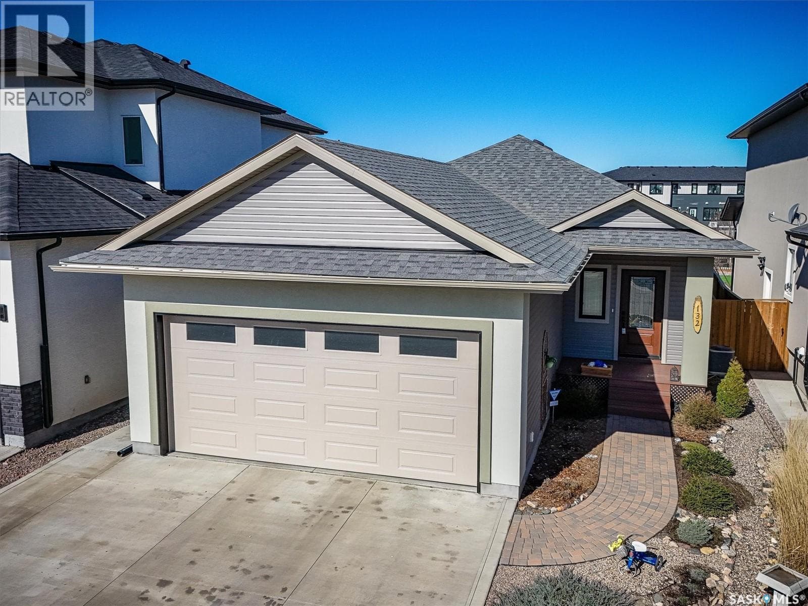 132 Forsey AVENUE — photo 2