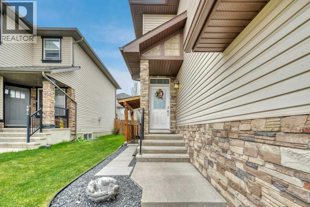 22 Kincora Heights NW — photo 2