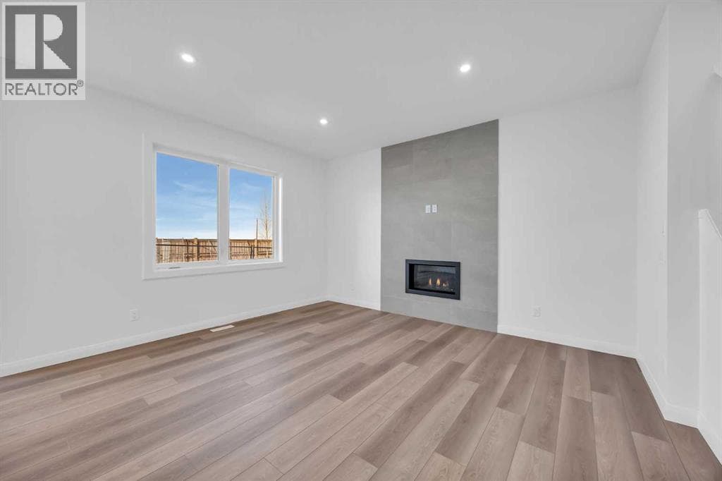154 Northern Lights Crescent — photo 3