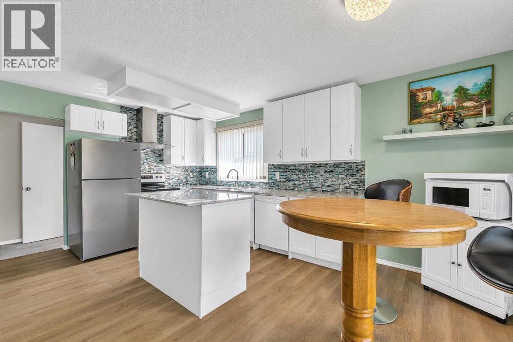 173 Margate Close NE — photo 4