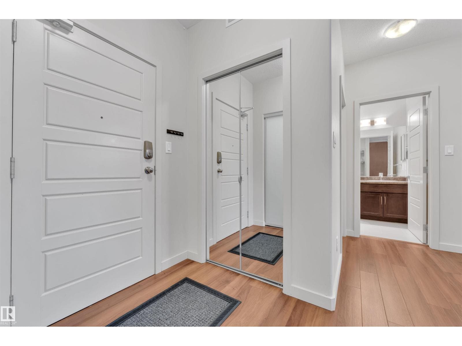 #232 308 AMBLESIDE LI NW — photo 5