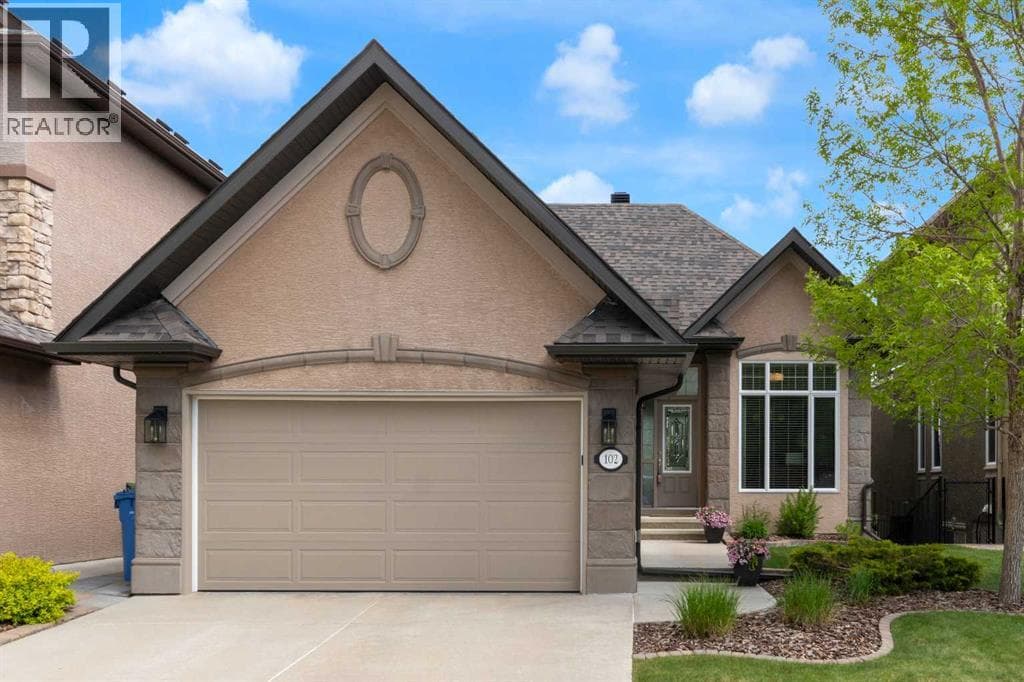 102 Panatella Crescent NW