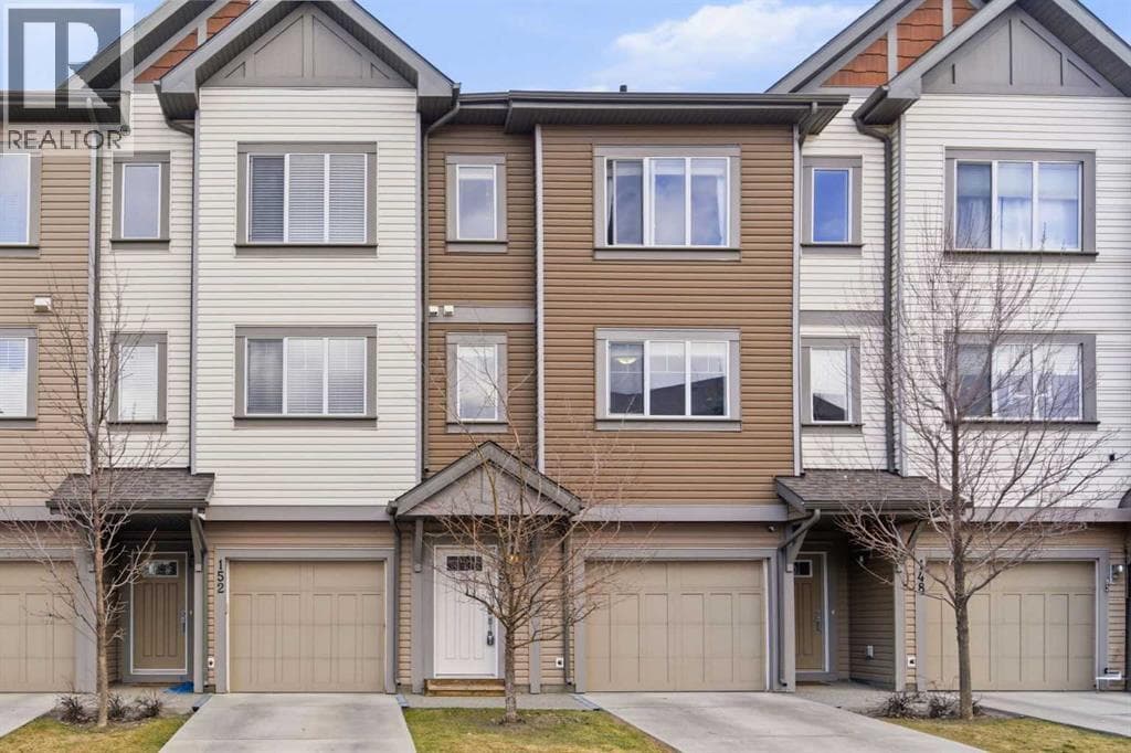 150 Copperpond Villas SE — photo 2