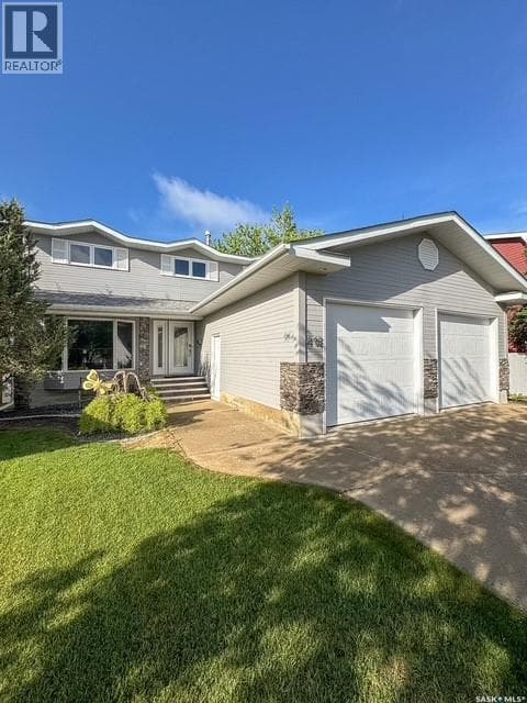 418 Curry CRESCENT