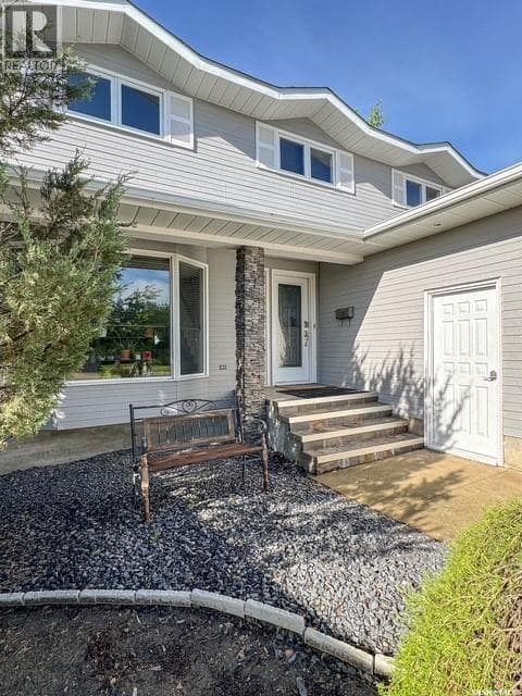 418 Curry CRESCENT — photo 2