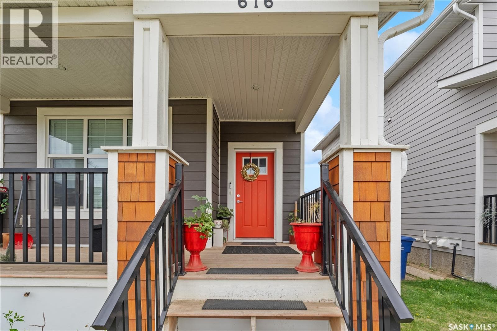 676 Meadows BOULEVARD — photo 4