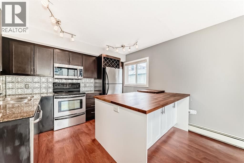 4, 2902 17 Avenue SW — photo 3