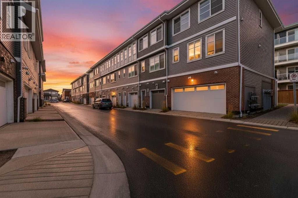 4 bed 3 bath single family at 207, 50 Cornerstone Passage NE — $390,000
