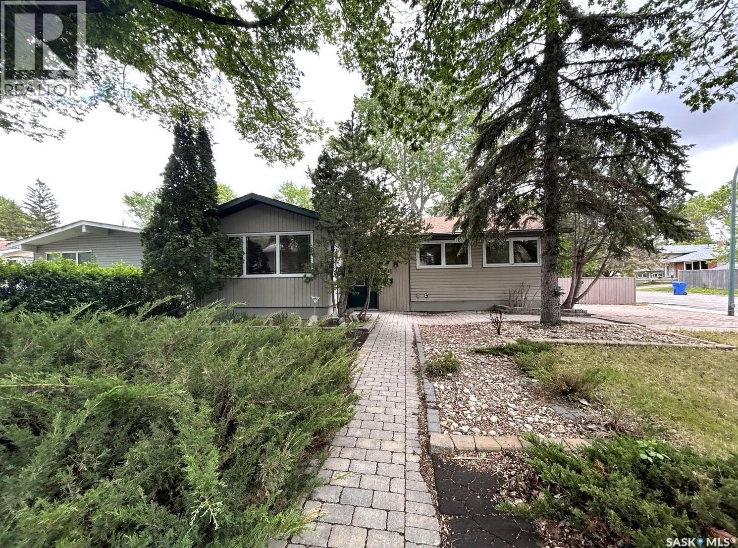 901 Shannon ROAD