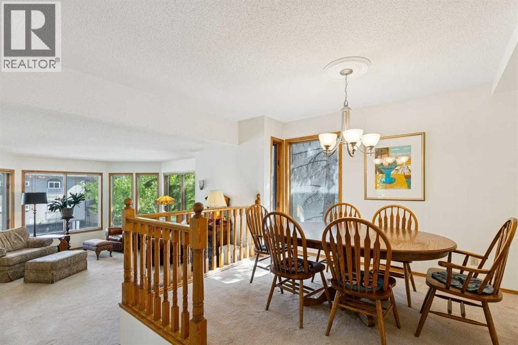 839 Royal Avenue SW — photo 4