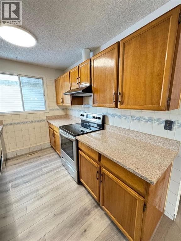 6879 Rundlehorn Drive NE — photo 4