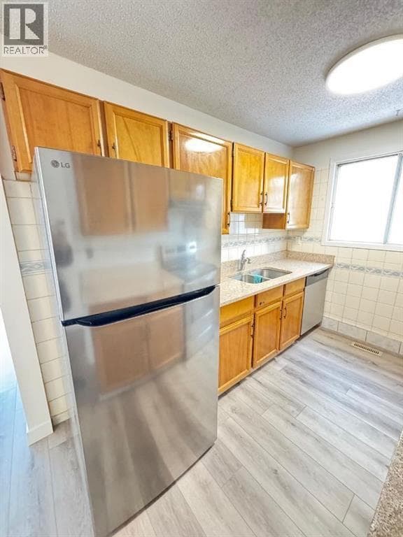 6879 Rundlehorn Drive NE — photo 5